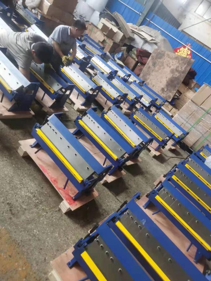 1220mm ręczna maszyna do cięcia nożyc hamulca elektryczna maszyna do składania metalu 1