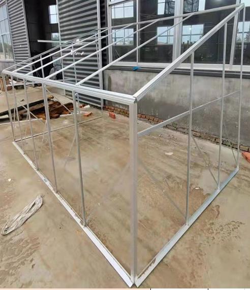 4-metrowy zielony dom do montażu na ścianie Łatwo zmontowana szklarnia Hobby House 3