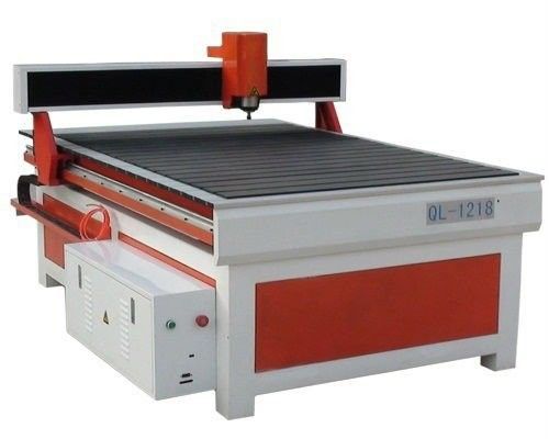 Wrzeciono nad routerem CNC 220 V Dostosowana kolorowa maszyna do grawerowania Cnc