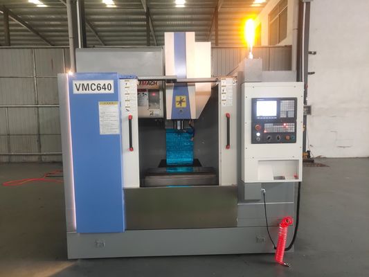 Vmc550L CNC tokarka do metalu Certyfikat GS Frezarka pionowa Cnc