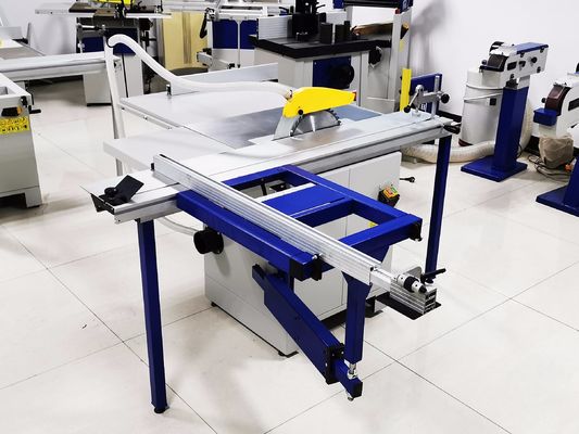 1500W Maszyna do prasowania drewna Półautomatyczna piła stołowa do obróbki drewna