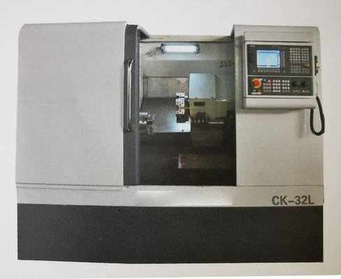 Elektryczna tokarka CNC do metalu Mt6 Precyzyjna tokarka CNC z systemem sterowania programem